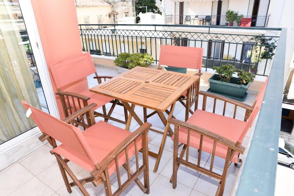 Aposperite Apartment Kalamata Zewnętrze zdjęcie