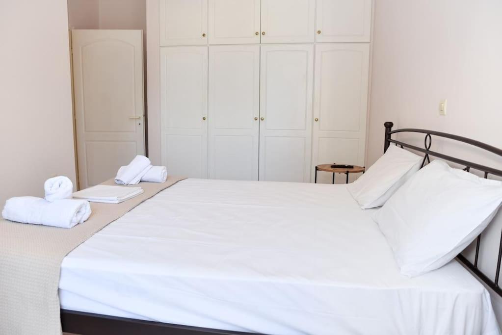 Aposperite Apartment Kalamata Zewnętrze zdjęcie