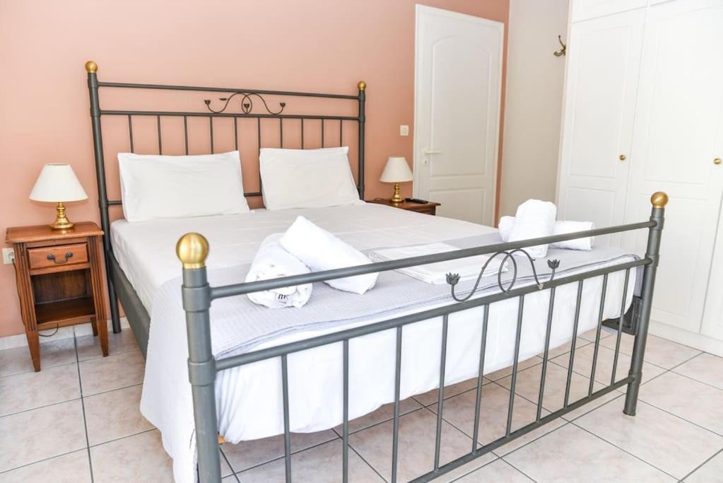 Aposperite Apartment Kalamata Zewnętrze zdjęcie